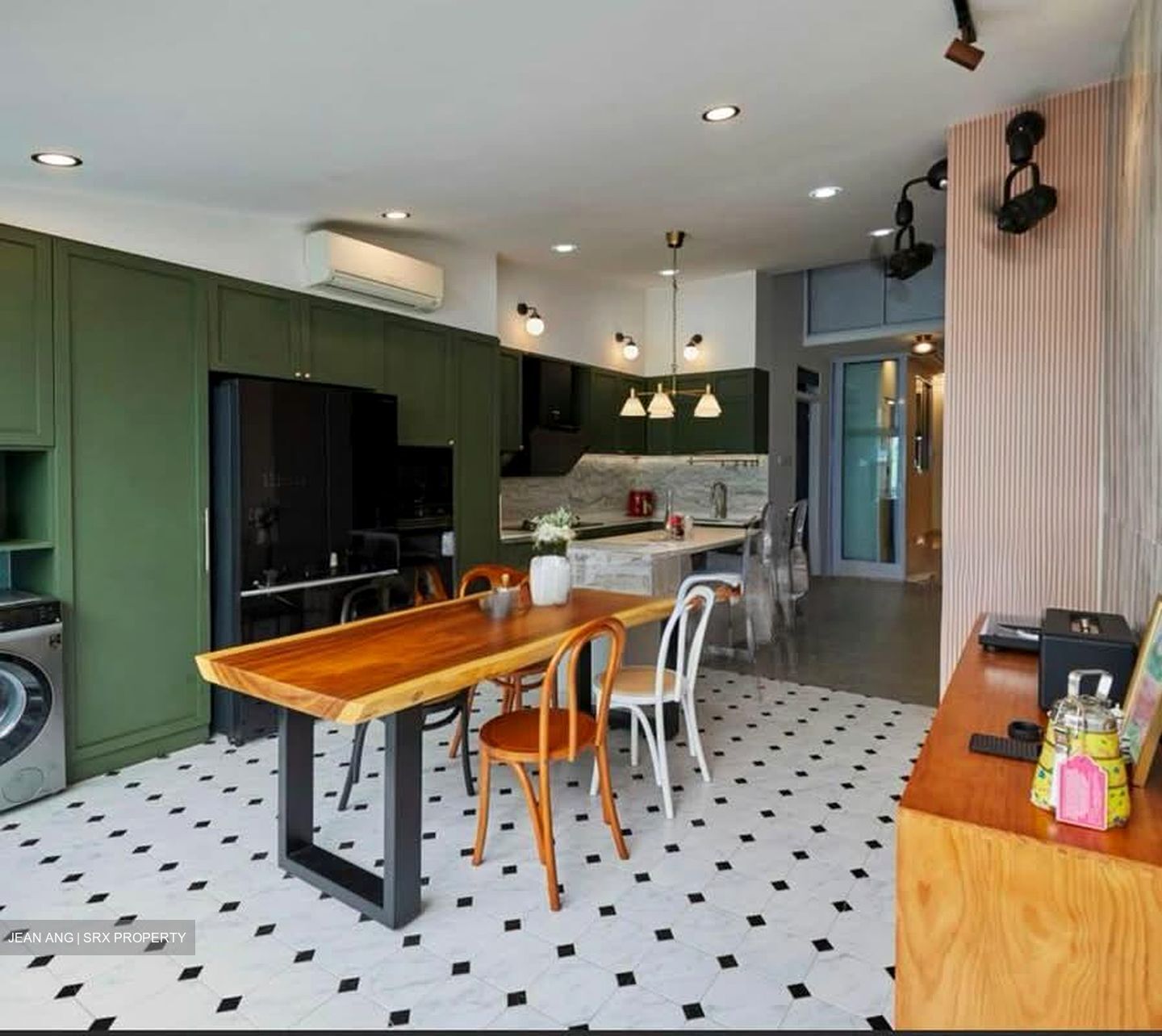 Thomson Garden Estate (D20), Terrace #552553511